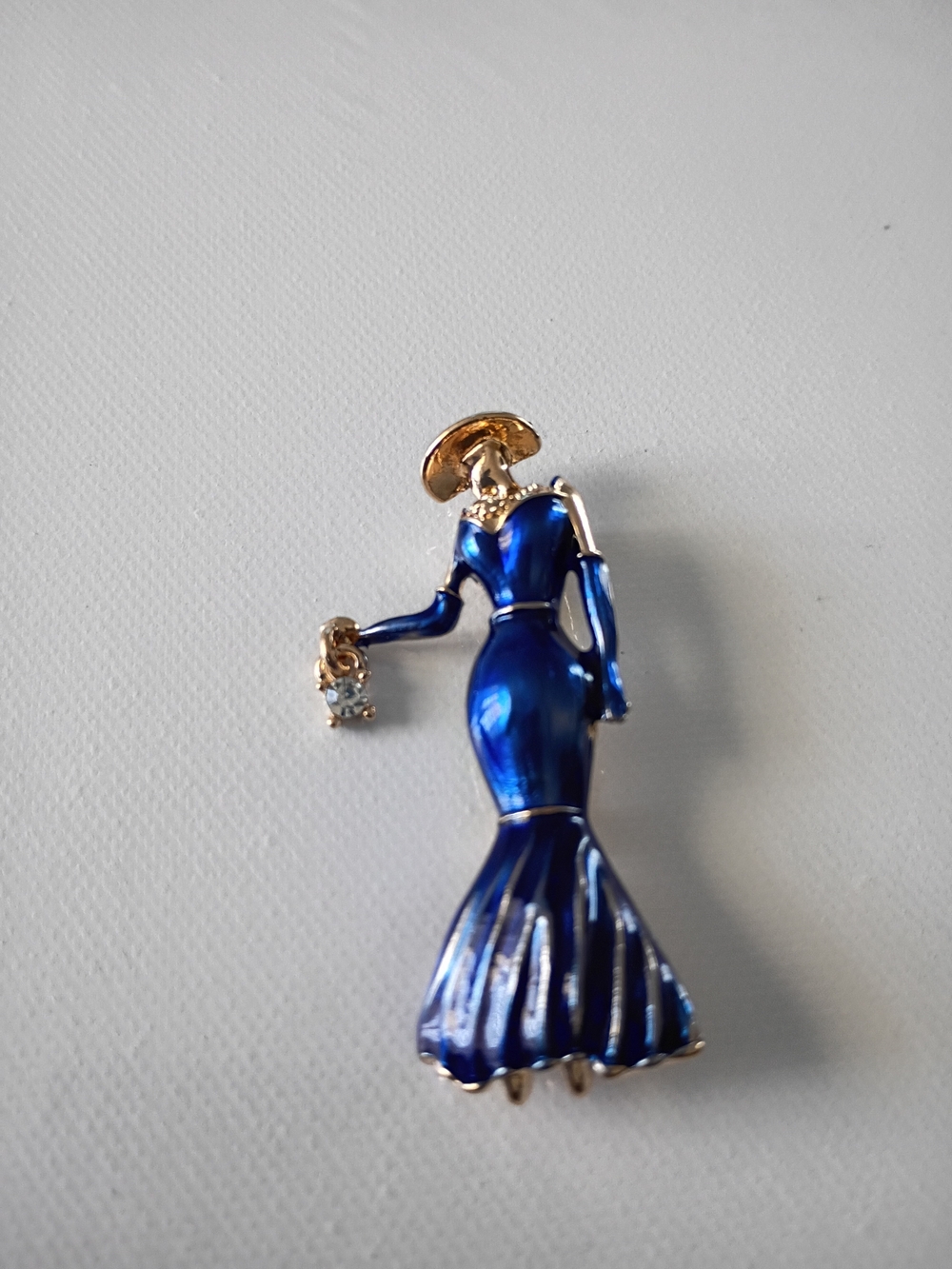Elegant Blue Enamel Femme Pin Brooch - Classic Statement